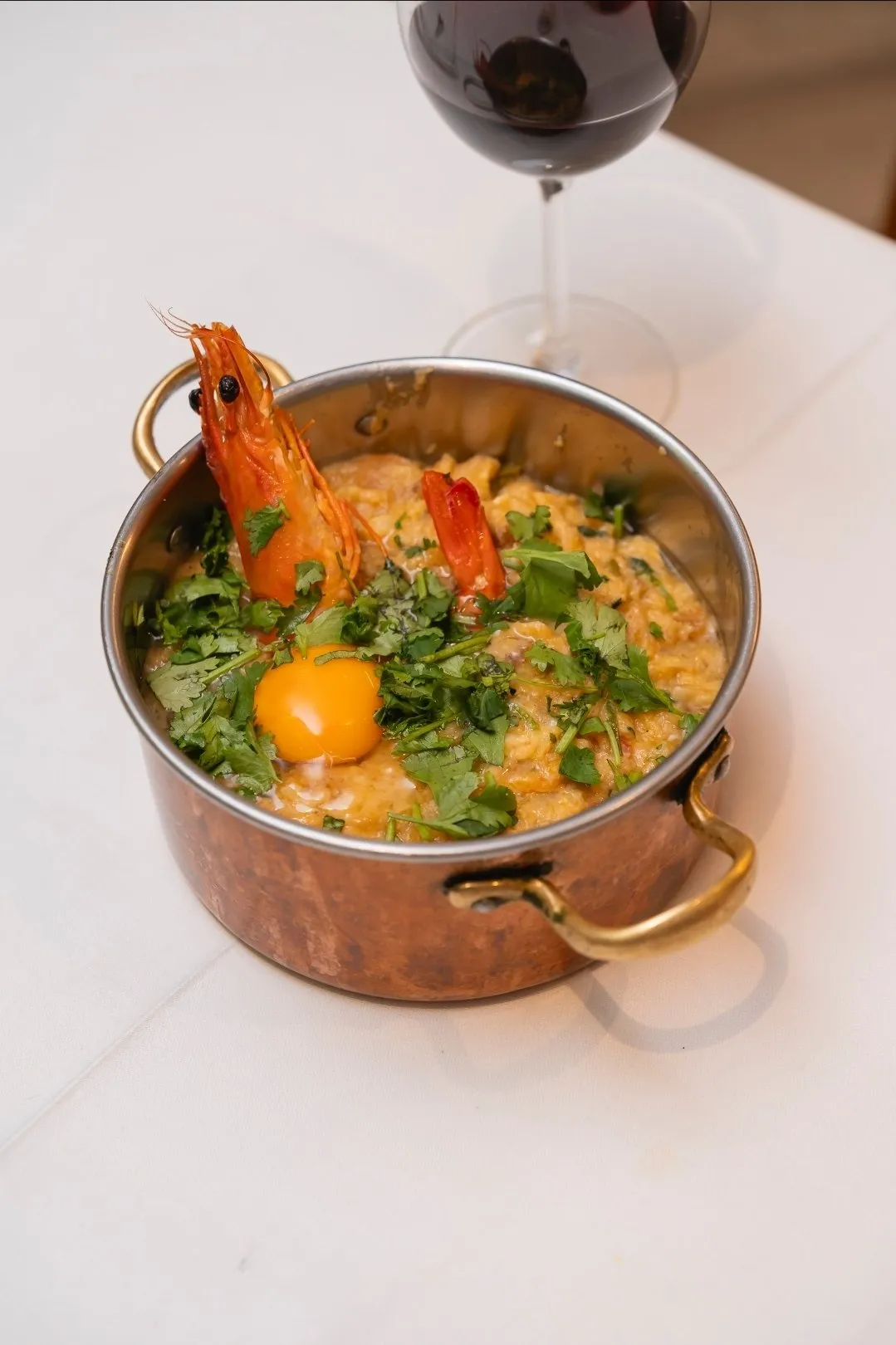 Açorda de marisco tradicional portuguesa